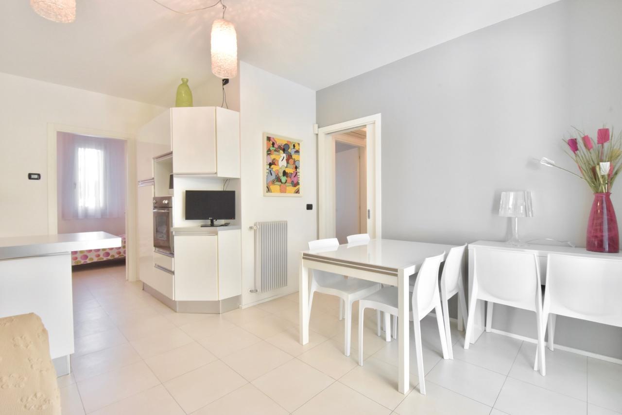 Liro Apartments Lido di Jesolo Exterior photo